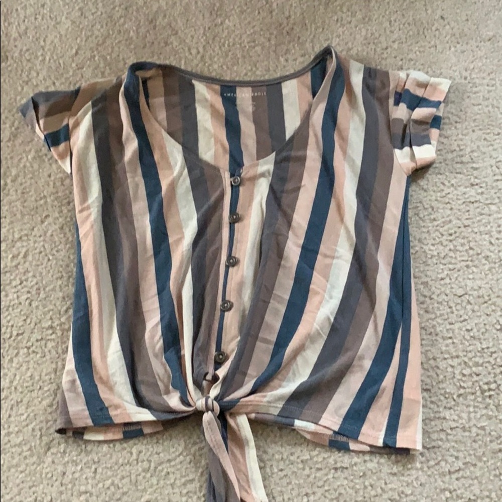 Short sleeve striped blouse. Tie front